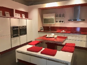 MUEBLES DE COCINA ARANI BLANCA VERTICA Y EOLIS